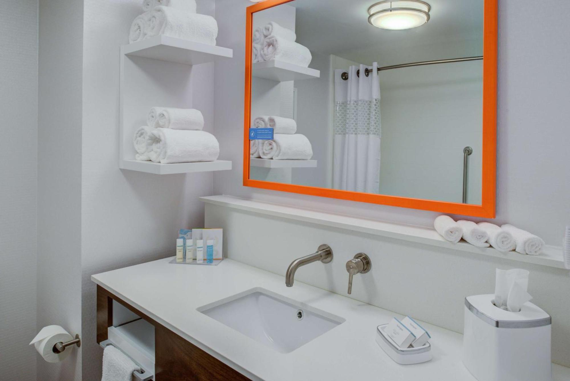 Hampton Inn & Suites Wixom/Novi/Detroit, Mi Экстерьер фото